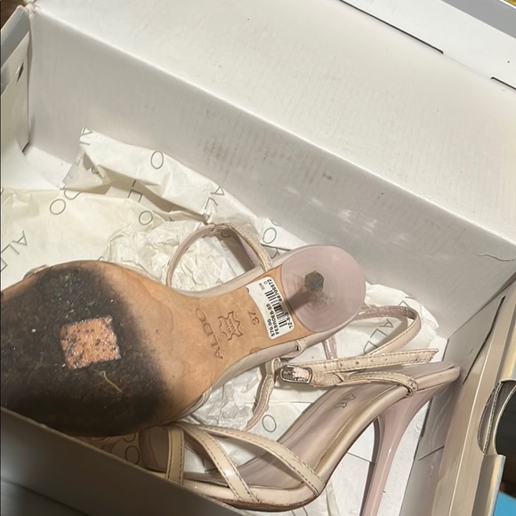Aldo Cream Heels for Elegant Occasions - Picture 3 of 4